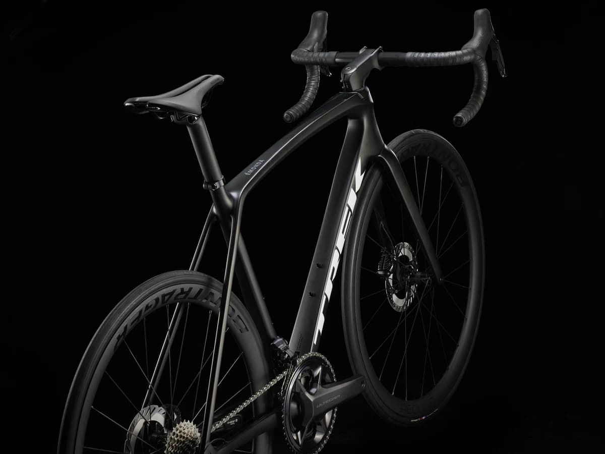 Trek Emonda SL 7 road bike rental Tenerife – Black, size 56 – photo 1